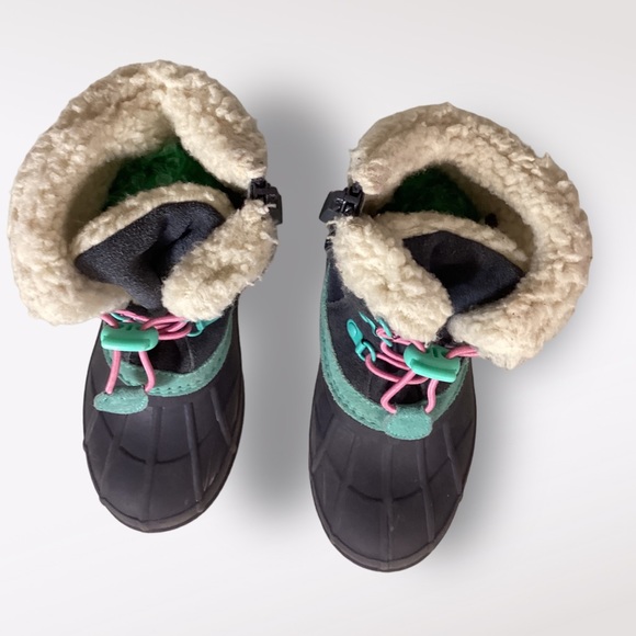 Cat & Jack Toddler Snowboots Shoes Faux Fur Sz 11 Fuzzy Colorful Leather - Picture 7 of 9